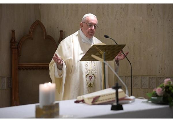 Ranná homília pápeža Františka: Ježišov pokoj nie je bez kríža